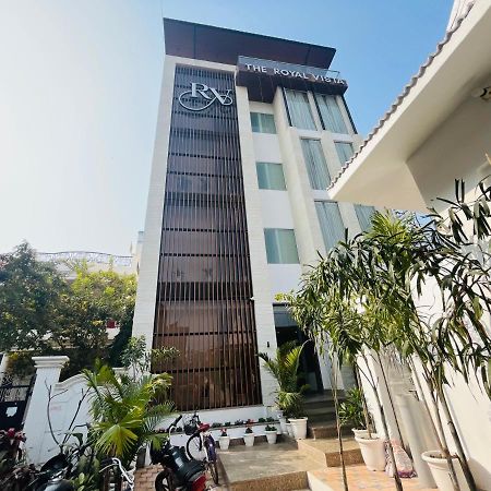 Hotel The Royal Vista Varanasi Exterior foto